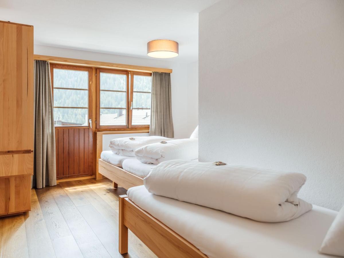 Hotel Kruezli Sedrun Buitenkant foto