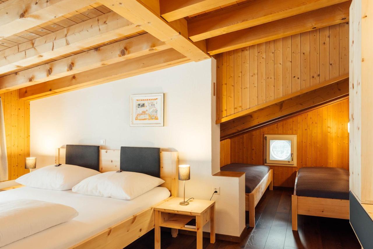 Hotel Kruezli Sedrun Buitenkant foto