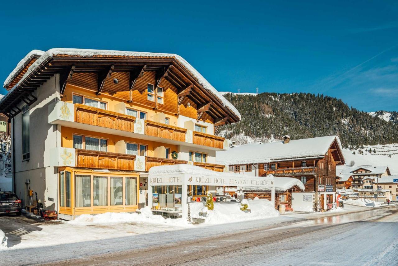 Hotel Kruezli Sedrun Buitenkant foto