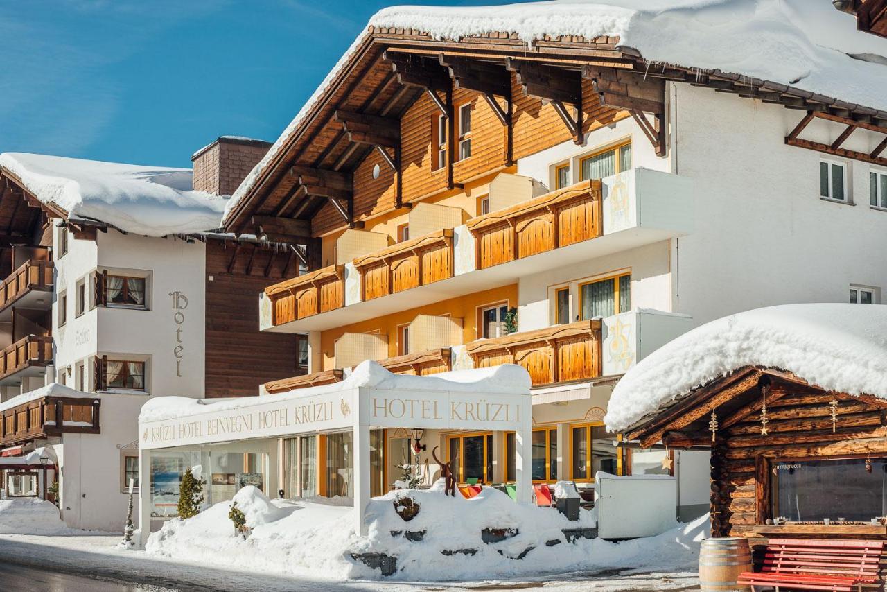 Hotel Kruezli Sedrun Buitenkant foto
